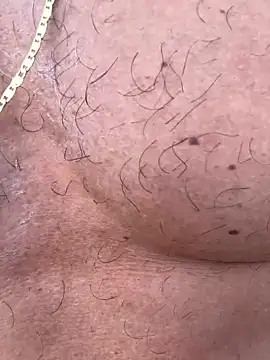 Snapshot of CasadoLutadorBigStuds chatting on 10.27.25 CasadoLutadorBigStuds online show from 10.27.25