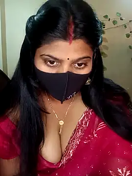 Snapshot of reena502 chatting on 12.15.25 reena502 online show from 12.15.25