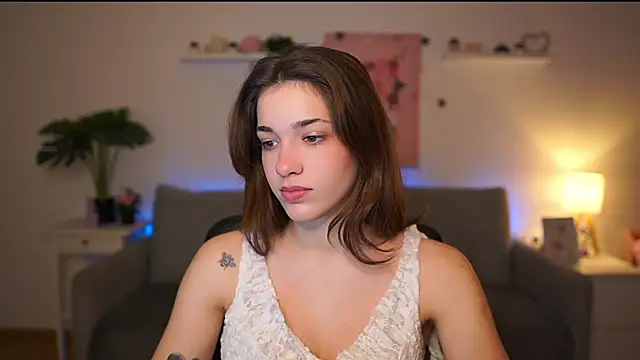 Snapshot of kissie_cat chatting on 01.15.26 kissie cat online show from 01.15.26