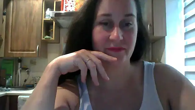 Snapshot of Amandda_ chatting on 09.18.25 Amandda online show from 09.18.25