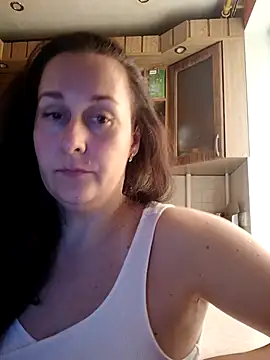 Snapshot of Amandda_ chatting on 09.27.25 Amandda online show from 09.27.25