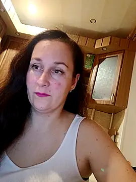 Snapshot of Amandda_ chatting on 10.09.25 Amandda online show from 10.09.25