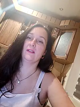 Snapshot of Amandda_ chatting on 10.19.25 Amandda online show from 10.19.25