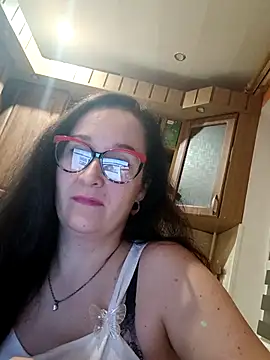 Snapshot of Amandda_ chatting on 10.20.25 Amandda online show from 10.20.25