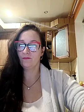 Snapshot of Amandda_ chatting on 10.25.25 Amandda online show from 10.25.25