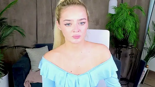Snapshot of Relax_Time_ chatting on 07.19.26 Relax Time online show from 07.19.26