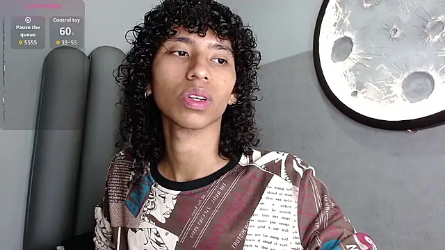 venus-03 online show from 10.15.25