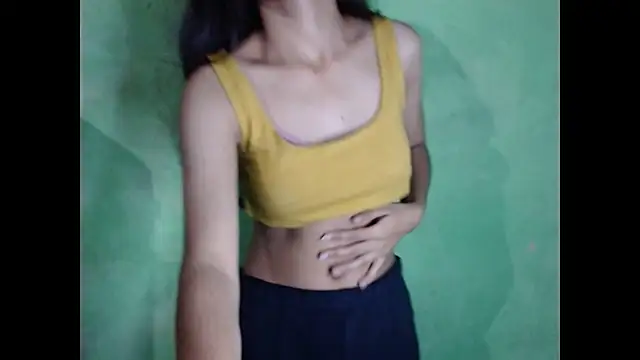 Snapshot of _kamyaa09 chatting on 10.14.25  kamyaa09 online show from 10.14.25