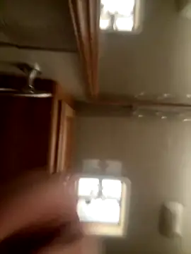 Snapshot of speakonit chatting on 10.09.25 speakonit online show from 10.09.25