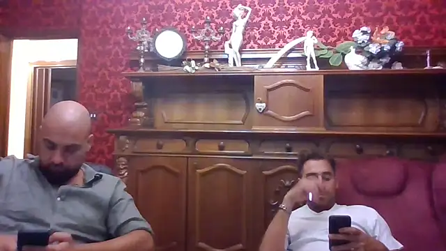 Snapshot of omihaze94 chatting on 09.17.25 omihaze94 online show from 09.17.25