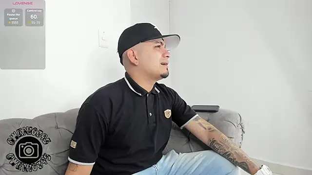 OwenStonne  online show from 10.05.25