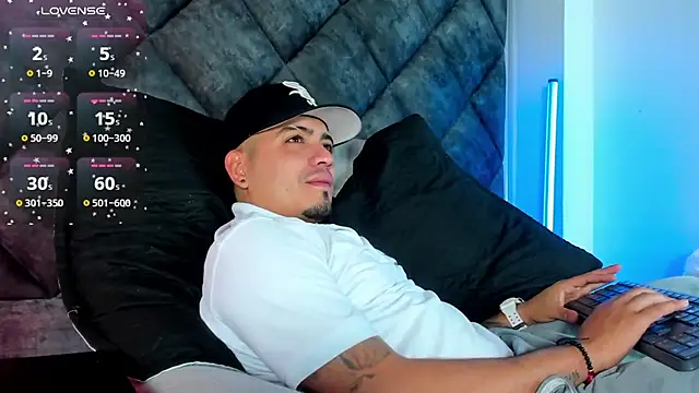 OwenStonne  online show from 12.16.25