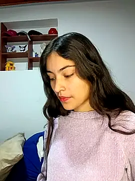 Snapshot of hotwife26 chatting on 02.20.26 hotwife26 online show from 02.20.26