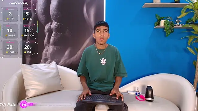 Snapshot of ender_h0t chatting on 09.11.25 ender h0t online show from 09.11.25