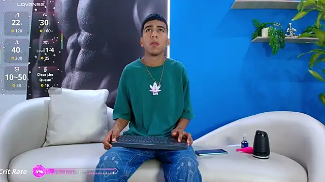 Snapshot of ender_h0t chatting on 09.16.25 ender h0t online show from 09.16.25