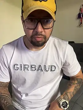 pareja sexo online show from 10.15.25