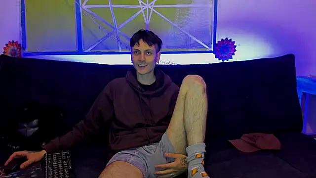 Snapshot of Dioniso_guy8 chatting on 12.22.25 Dioniso guy8 online show from 12.22.25