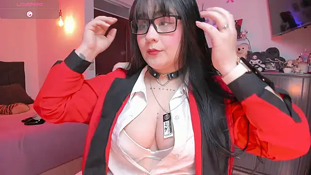 Snapshot of Fia__ chatting on 09.16.25 Fia   online show from 09.16.25