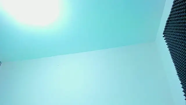 Ellope  online show from 10.30.25