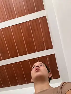 Mia jhoonson online show from 11.07.25