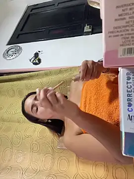 Mia jhoonson online show from 05.10.26