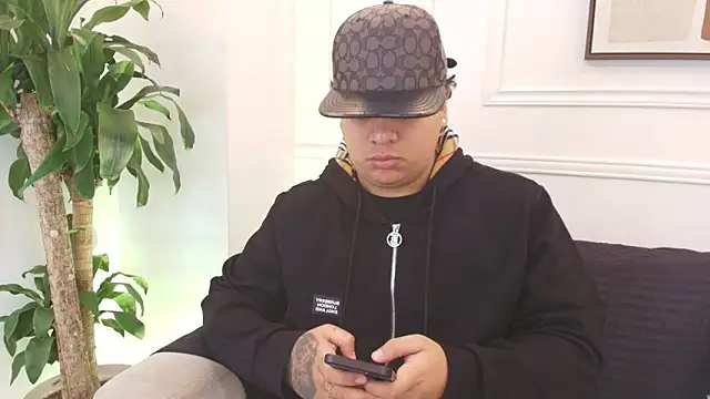 Naim Bennetsex online show from 02.02.26