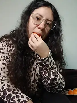 Snapshot of marmary84 chatting on 06.27.26 marmary84 online show from 06.27.26