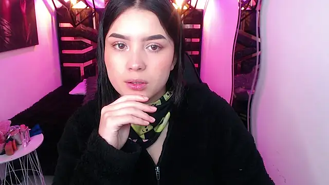 Natalie loffreda online show from 04.27.26