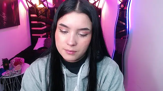 Natalie loffreda online show from 04.29.26