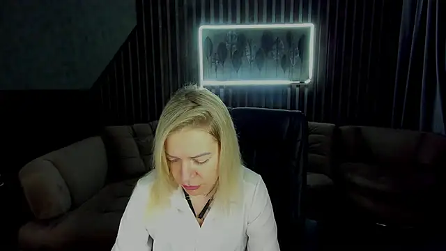 Anna Snows online show from 10.11.25