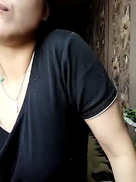 Snapshot of Jenevaonlovex chatting on 10.14.25 Jenevaonlovex online show from 10.14.25