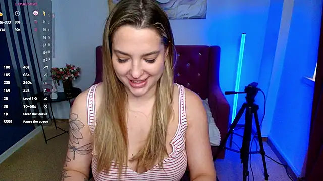 Emma  Ross online show from 06.14.26