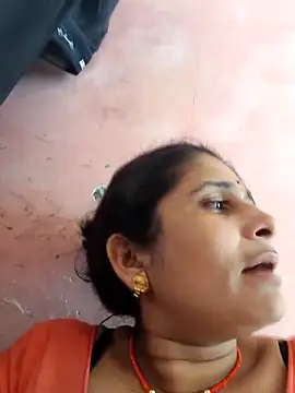 Snapshot of Hot-piuy chatting on 09.20.25 Hot-piuy online show from 09.20.25