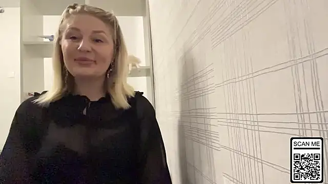 Blondie xoxoxo online show from 11.01.25