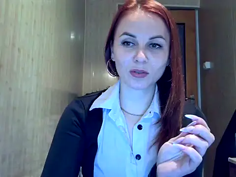 Snapshot of Kisa26311 chatting on 11.08.25 Kisa26311 online show from 11.08.25