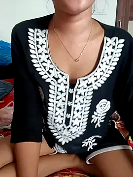 Snapshot of Cutie_Shruti chatting on 09.12.25 Cutie Shruti online show from 09.12.25