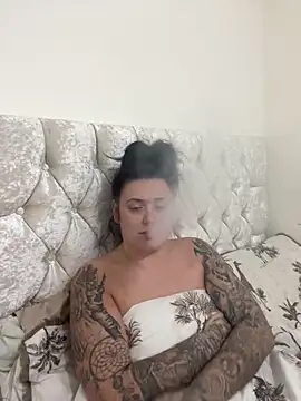 Snapshot of Charsworld chatting on 03.02.26 Charsworld online show from 03.02.26