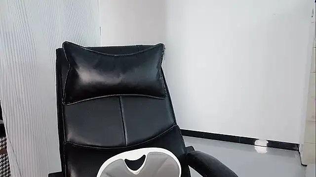 Ianxuan online show from 02.04.26