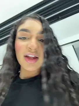 Snapshot of jenn_fit chatting on 01.06.26 jenn fit online show from 01.06.26