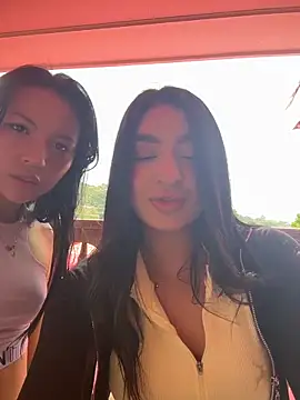 Snapshot of jenn_fit chatting on 02.08.26 jenn fit online show from 02.08.26