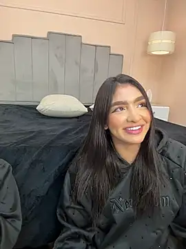 Snapshot of jenn_fit chatting on 02.20.26 jenn fit online show from 02.20.26