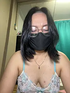 Snapshot of melyiaaa chatting on 02.07.26 melyiaaa online show from 02.07.26