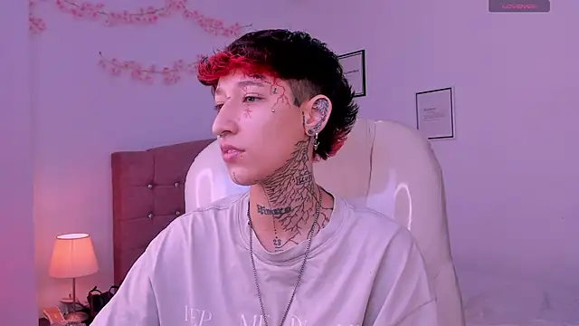 Luci Rose online show from 05.06.26