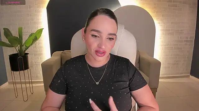 NovaSpencer online show from 12.16.25