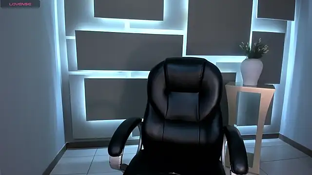 MilaColeman online show from 09.19.25