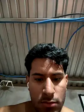 Snapshot of Johnxxx22 chatting on 11.14.25 Johnxxx22 online show from 11.14.25