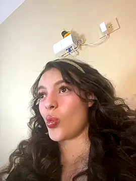 Snapshot of AriaHeavenss chatting on 10.02.25 AriaHeavenss online show from 10.02.25