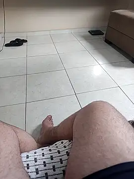 Snapshot of caruso01 chatting on 11.14.25 caruso01 online show from 11.14.25