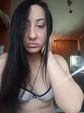 Snapshot of Lili_Doris chatting on 11.27.25 Lili Doris online show from 11.27.25