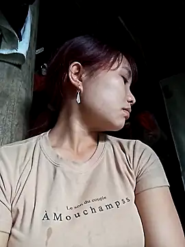 EllyBaby20 online show from 10.15.25